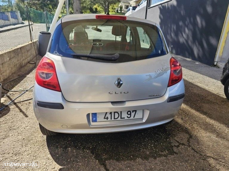 Renault Clio 1.2 16V Rip Curl - 3