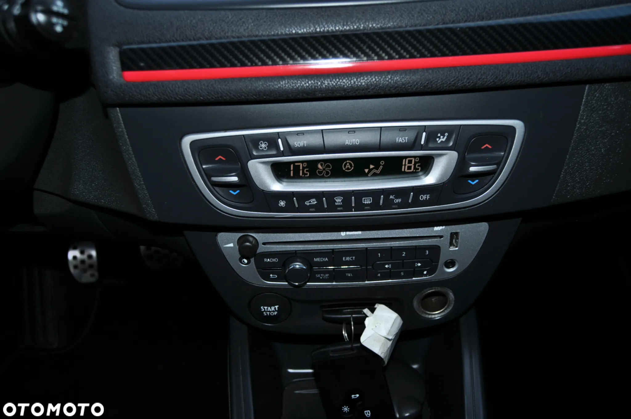 Renault Megane Grandtour TCe 180 GT - 15