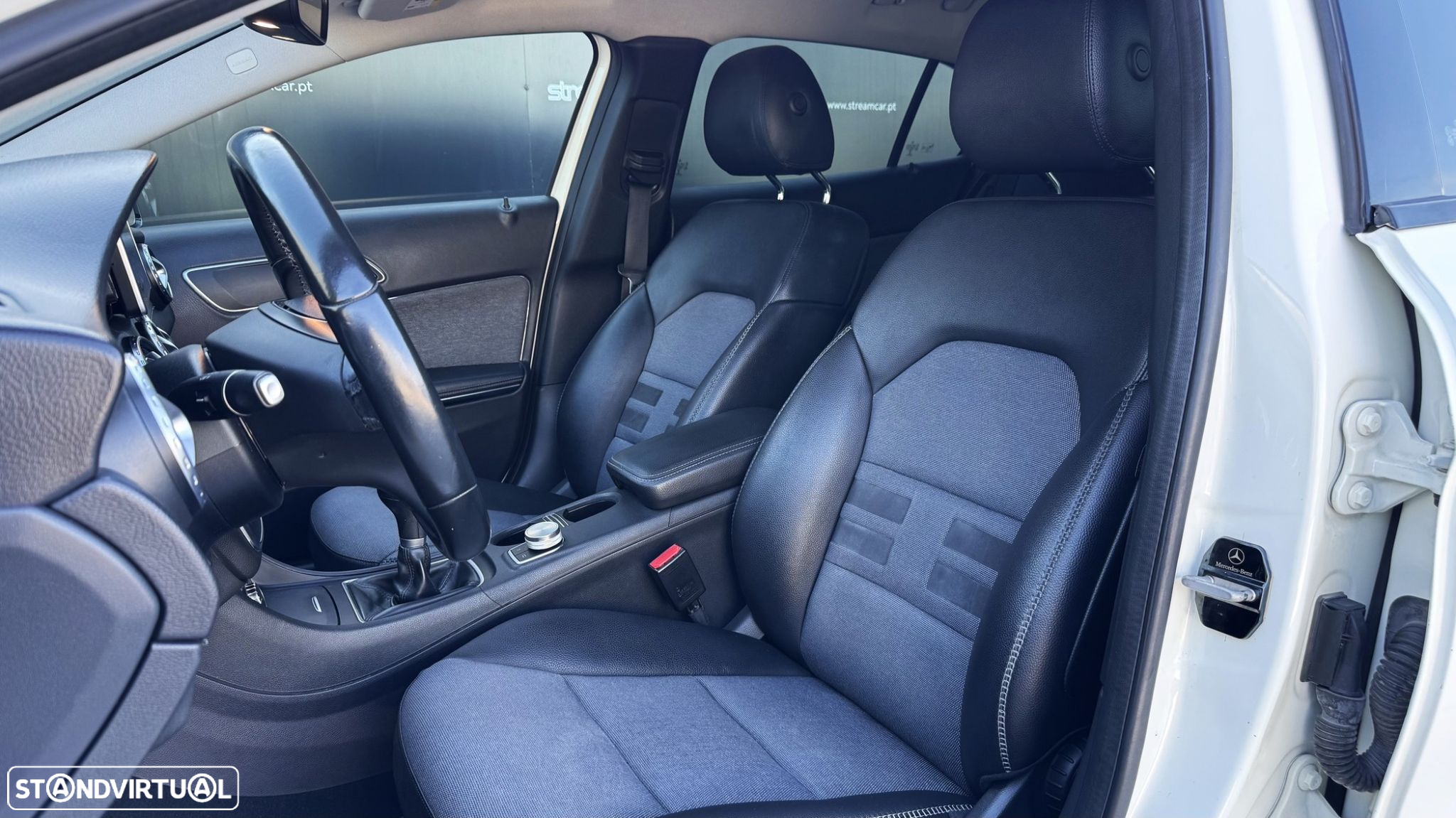 Mercedes-Benz GLA 180 CDi Urban - 11