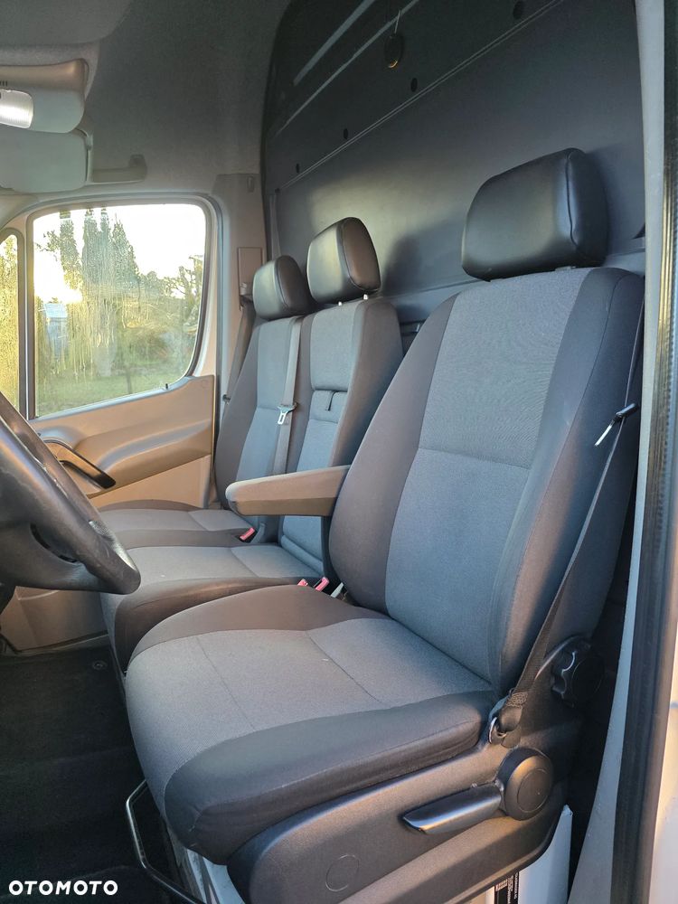 Volkswagen Crafter - 23