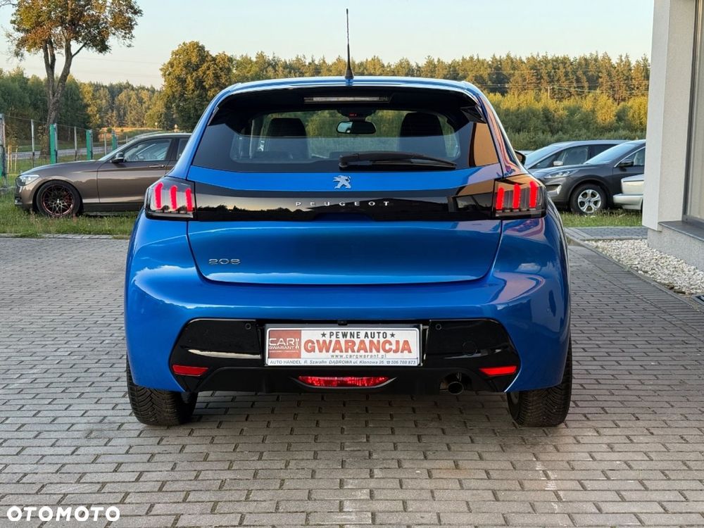 Peugeot 208 - 11
