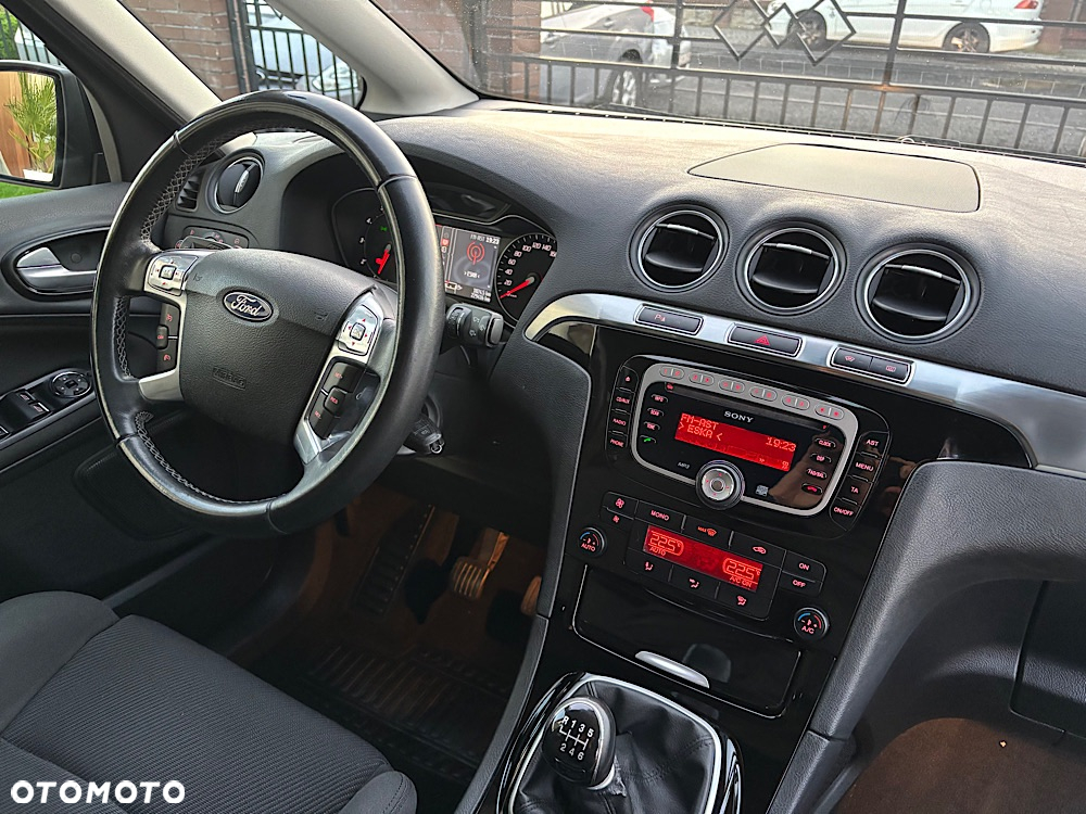 Ford S-Max 2.0 TDCi Titanium - 21