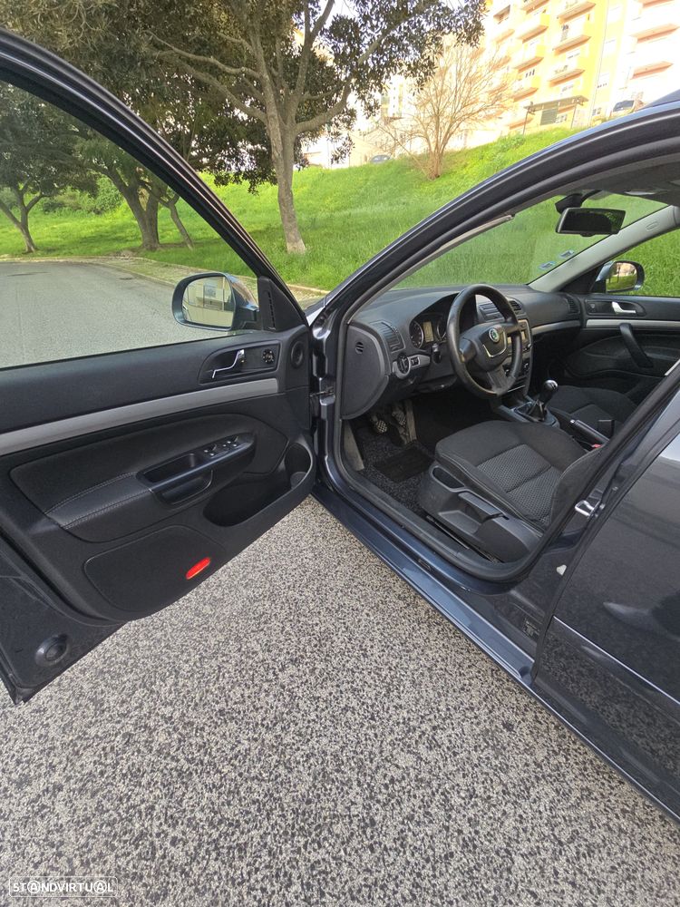 Skoda Octavia Break 1.9 TDi Sportline Pack - 13