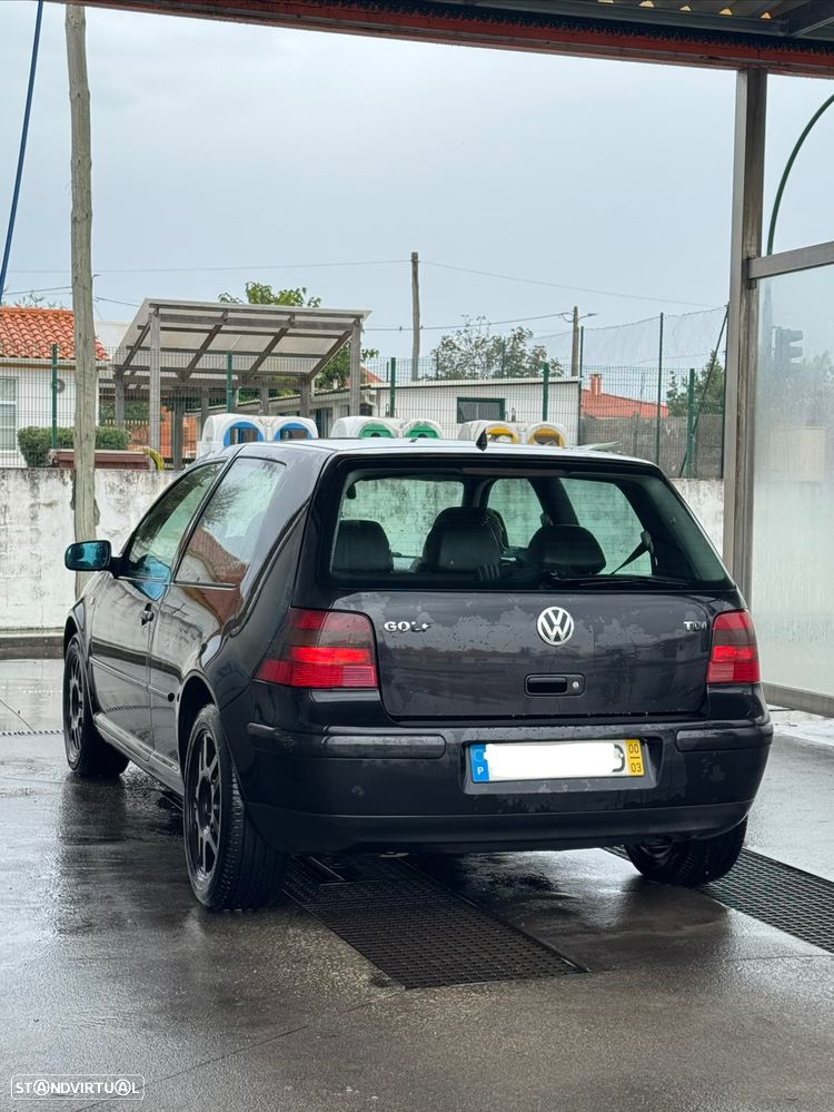 VW Golf 1.9 TDi Highline - 6