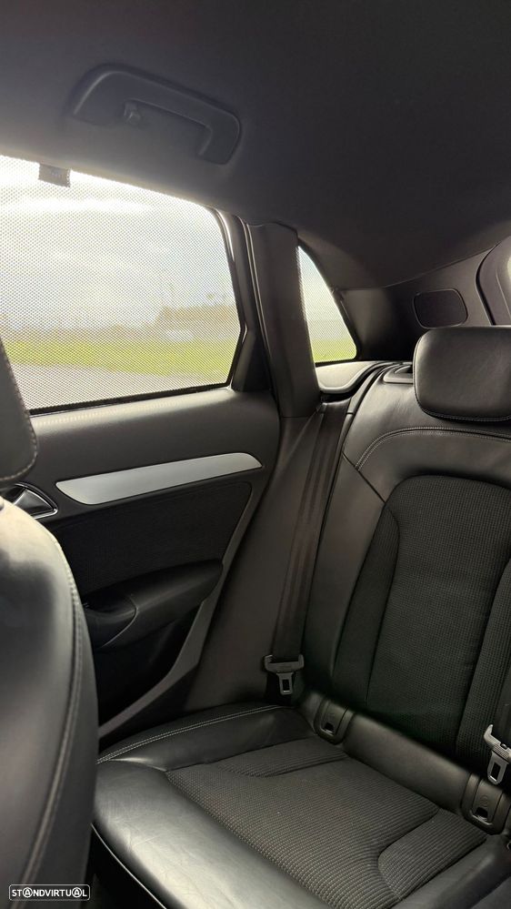 Audi Q3 2.0 TDI quattro S-line - 33