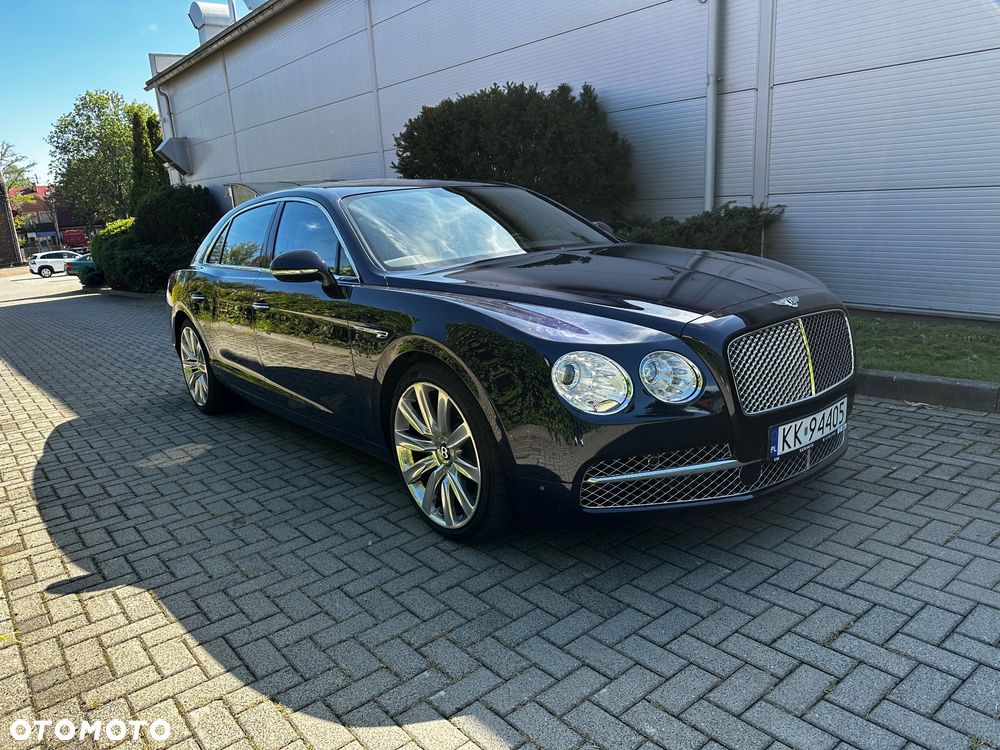 Bentley Flying Spur W12 - 27