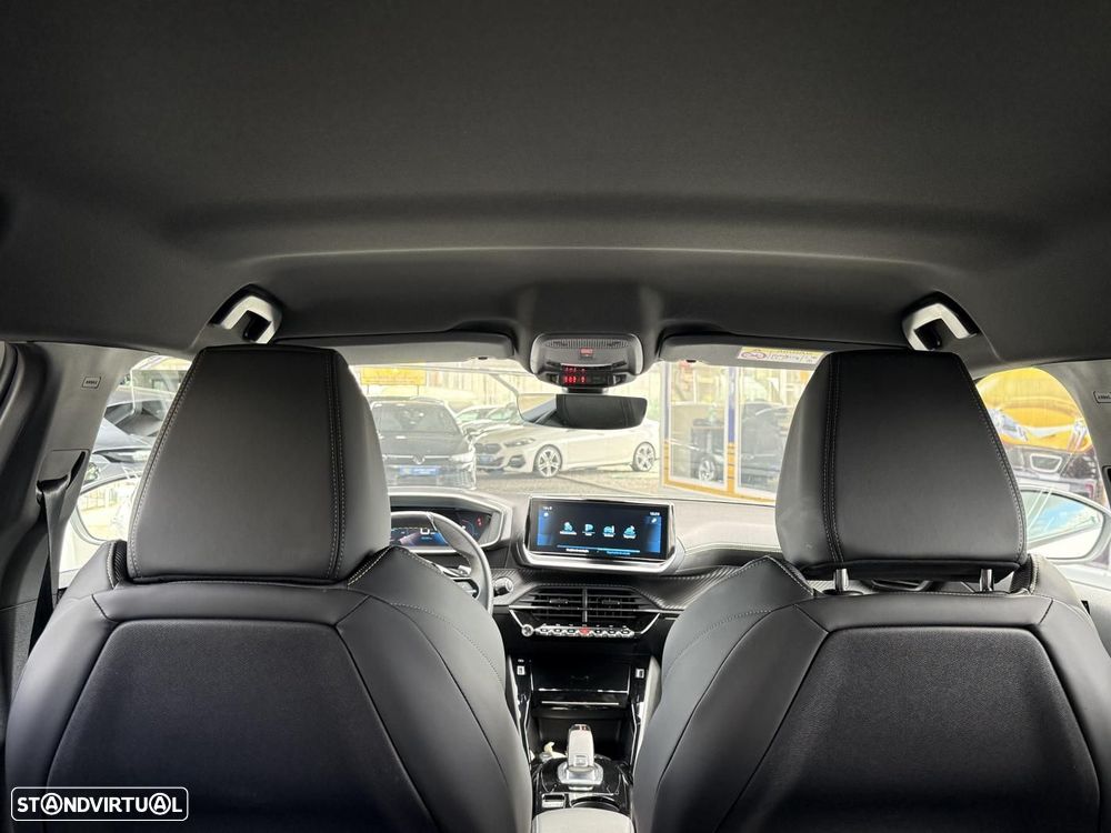 Peugeot 2008 1.2 PureTech GT EAT8 - 45