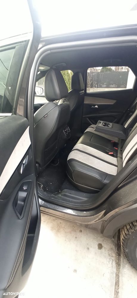 Peugeot 3008 PHEV EAT8 4X4 GT Pack - 9