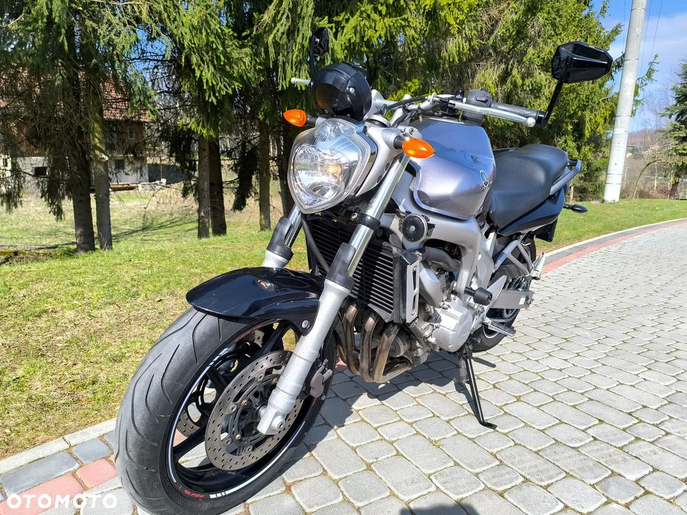 Yamaha FZ6 - 9