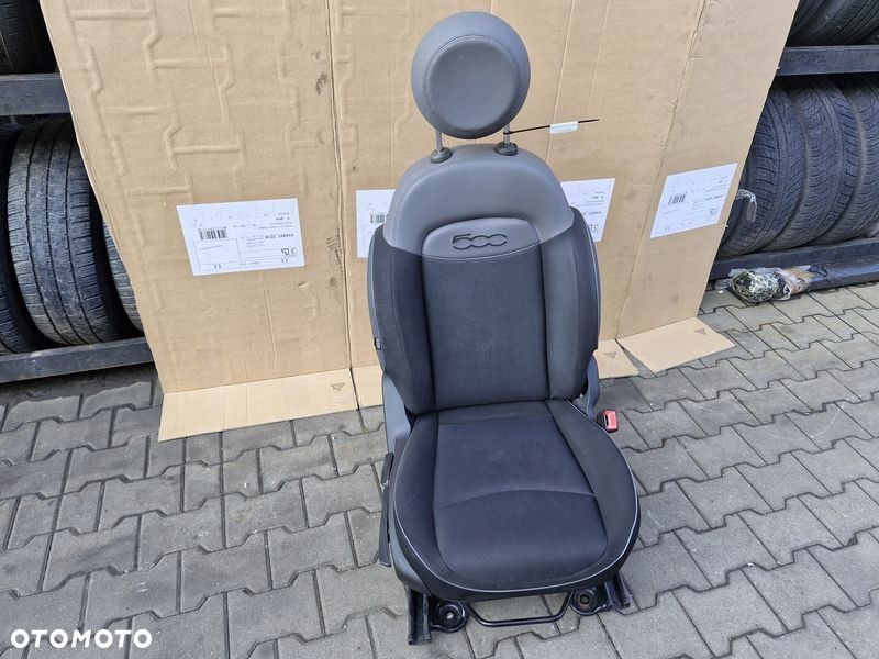 FIAT 500X FOTEL PASAŻERA PRAWY PRZÓD - 1