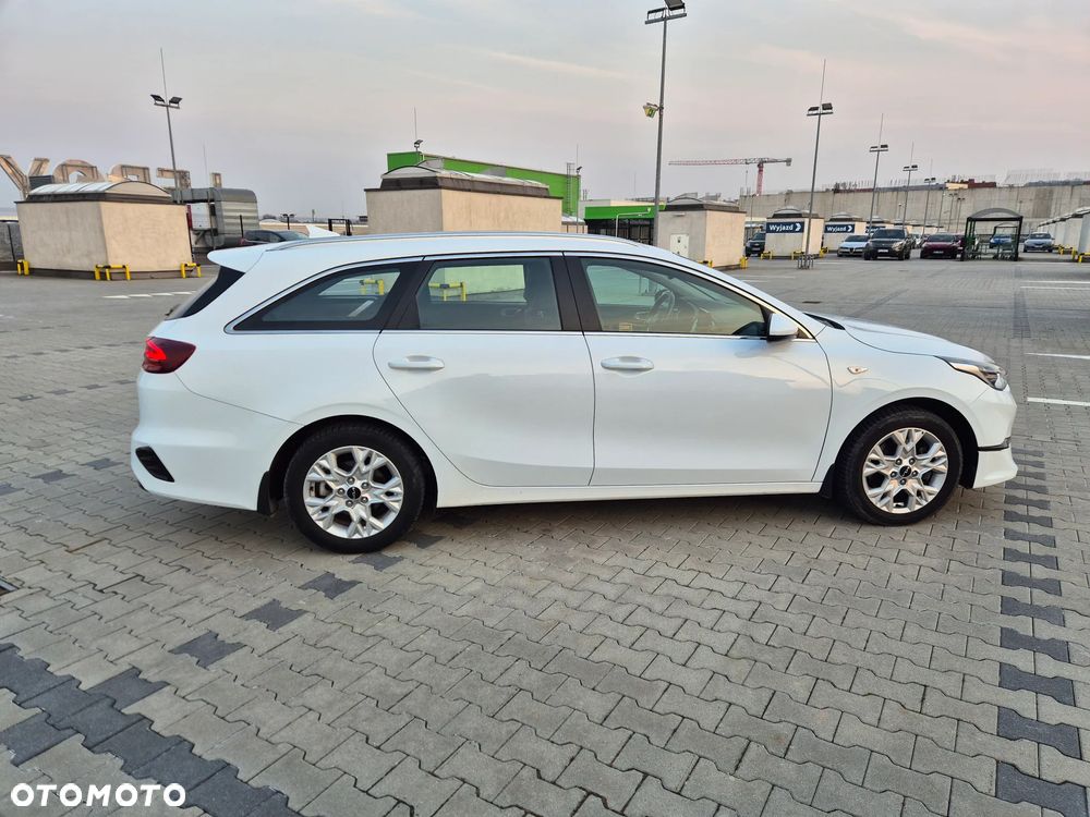 Kia Ceed 1.5 T-GDI L - 6