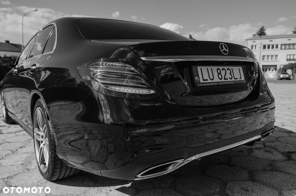 Mercedes-Benz Klasa E 220 d 4-Matic Business Edition 9G-TRONIC - 9