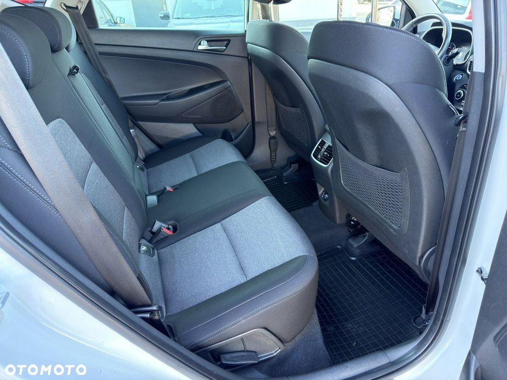 Hyundai Tucson blue 1.6 CRDi 2WD Style - 34