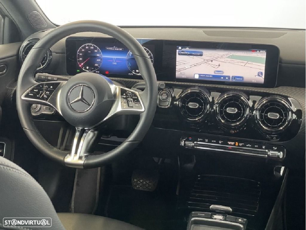 Mercedes-Benz A 250 e - 12