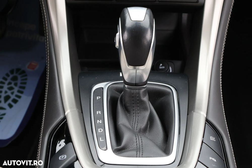 Ford Mondeo 2.0 CVT VIGNALE - 21