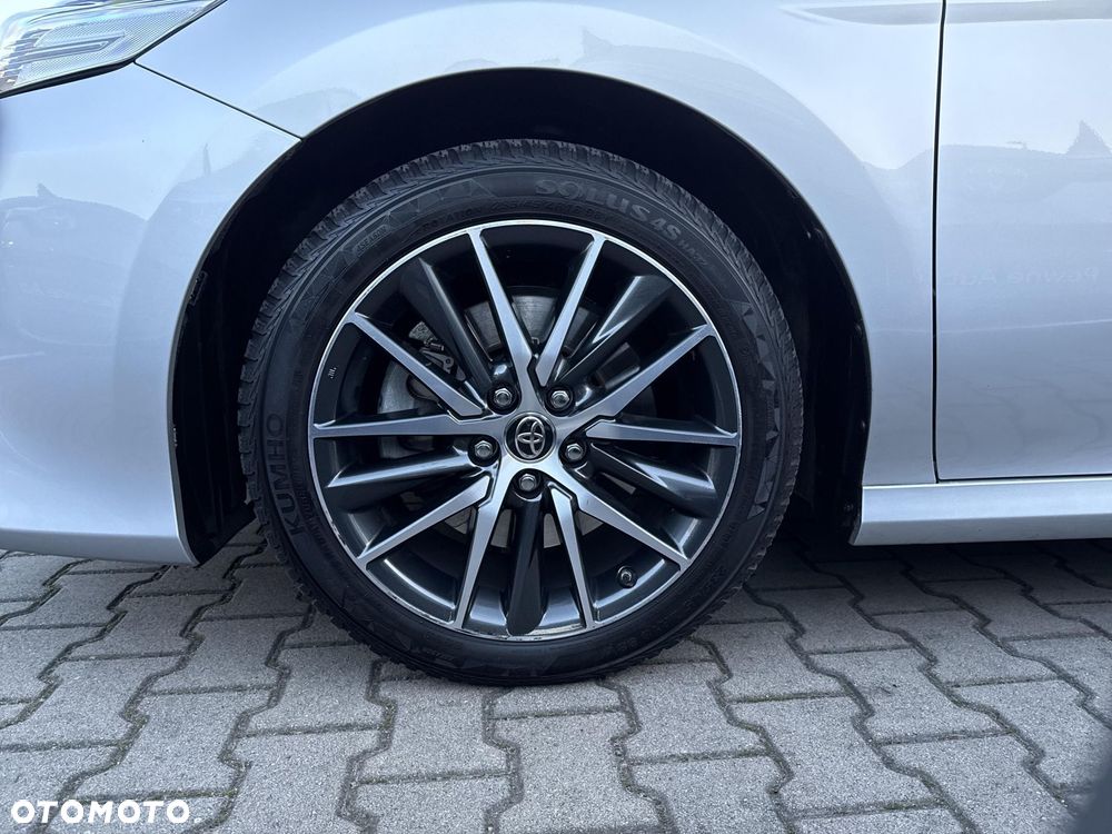 Toyota Camry 2.5 Hybrid Executive CVT - 19