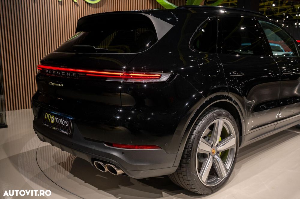 Porsche Cayenne S E-Hybrid - 17