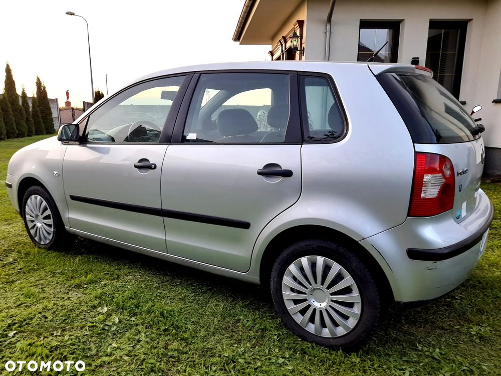Volkswagen Polo 1.2 12V Comfortline - 11