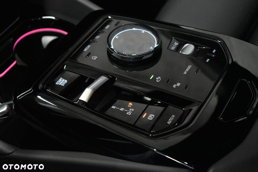 BMW Seria 5 - 21
