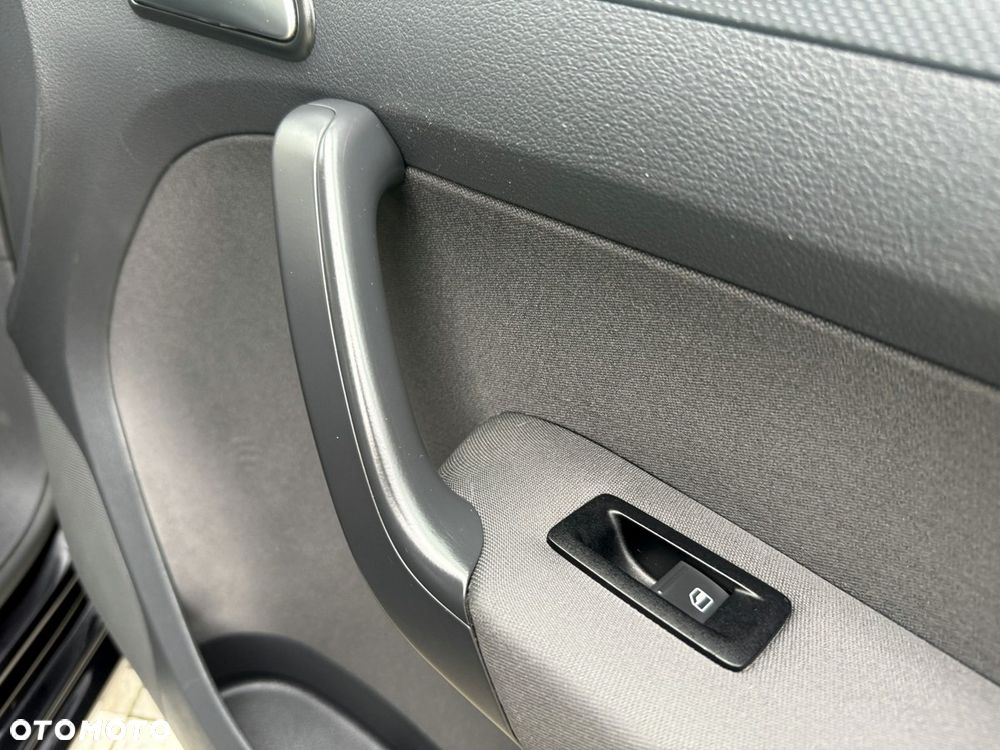 Volkswagen Caddy Maxi Comfortline - 28