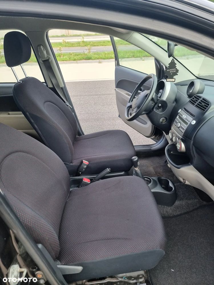 Daihatsu Sirion 1.3 - 7