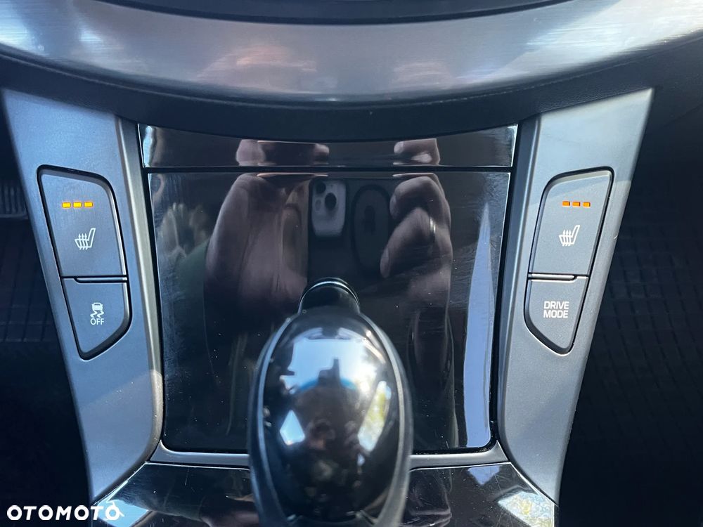 Hyundai i40 1.7 CRDi Premium DCT - 18