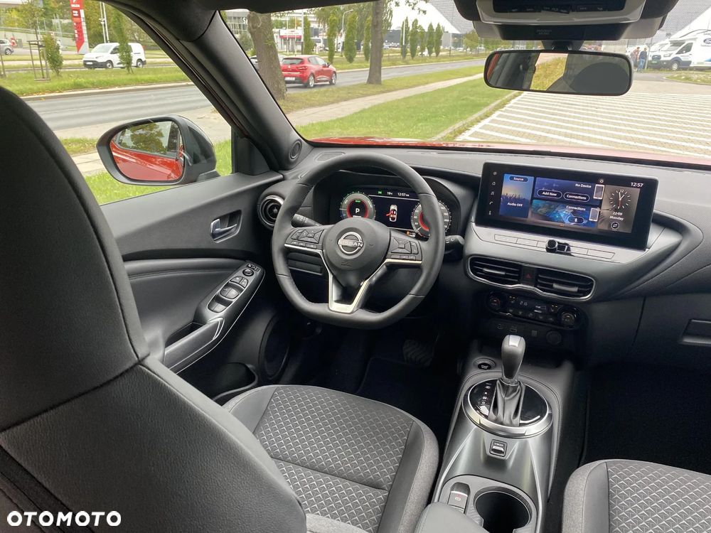 Nissan Juke 1.6 Hybrid N-Connecta AMT - 25