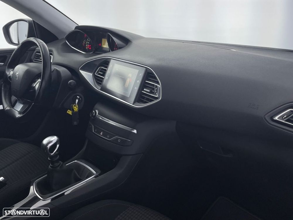 Peugeot 308 SW 1.5 BlueHDi Style - 27