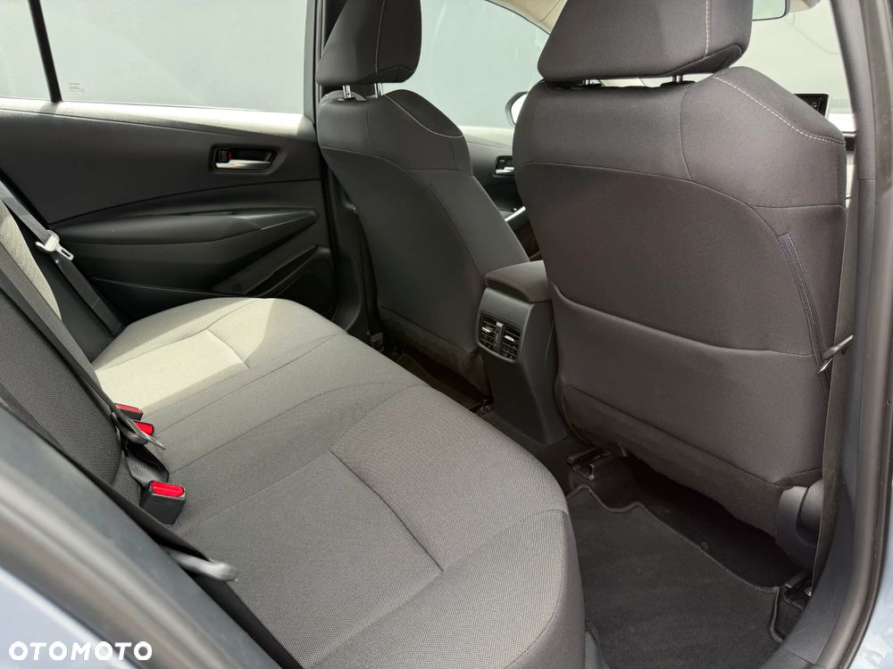 Toyota Corolla 1.5 Comfort - 23