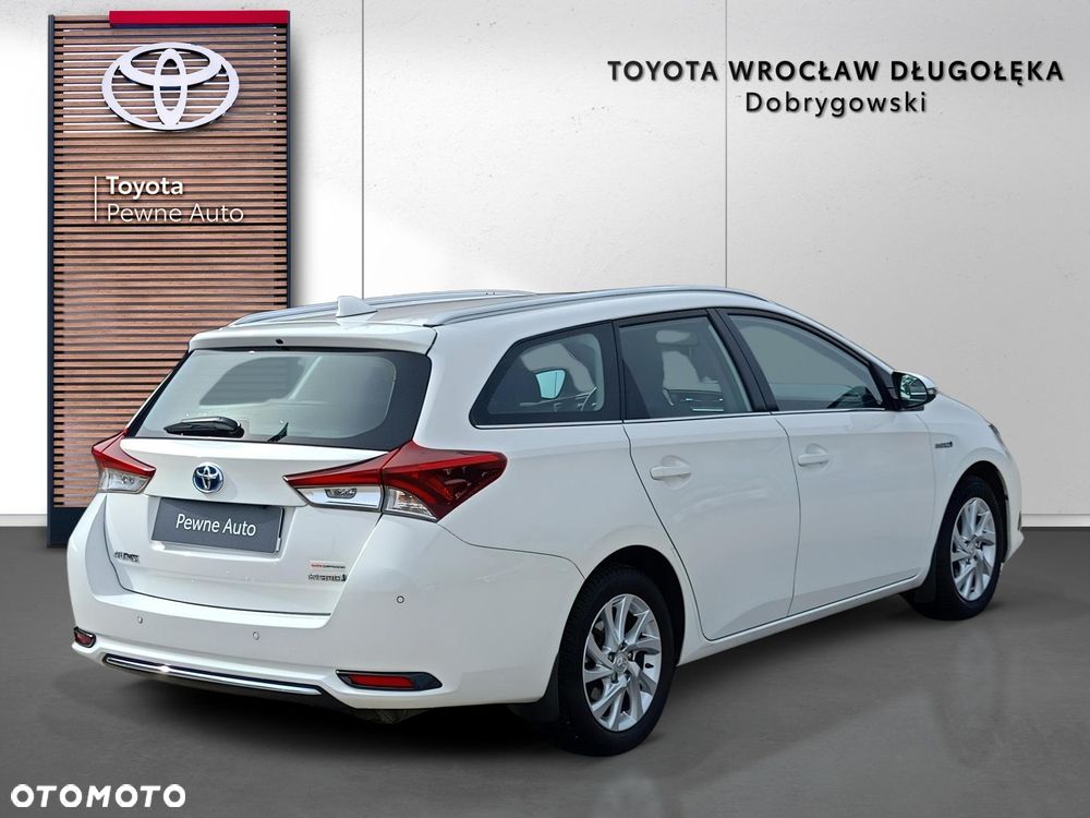 Toyota Auris Hybrid 135 Premium - 7