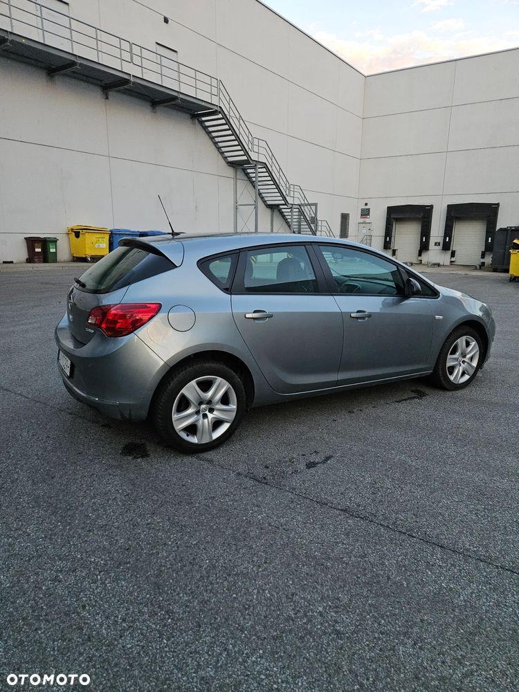 Opel Astra 1.4 Turbo Active - 12