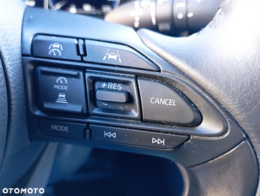 Toyota Yaris Cross Hybrid 1.5 Executive - 15