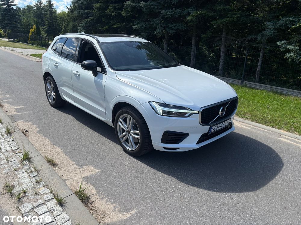 Volvo XC 60 T8 AWD Plug-In Hybrid R-Design - 3