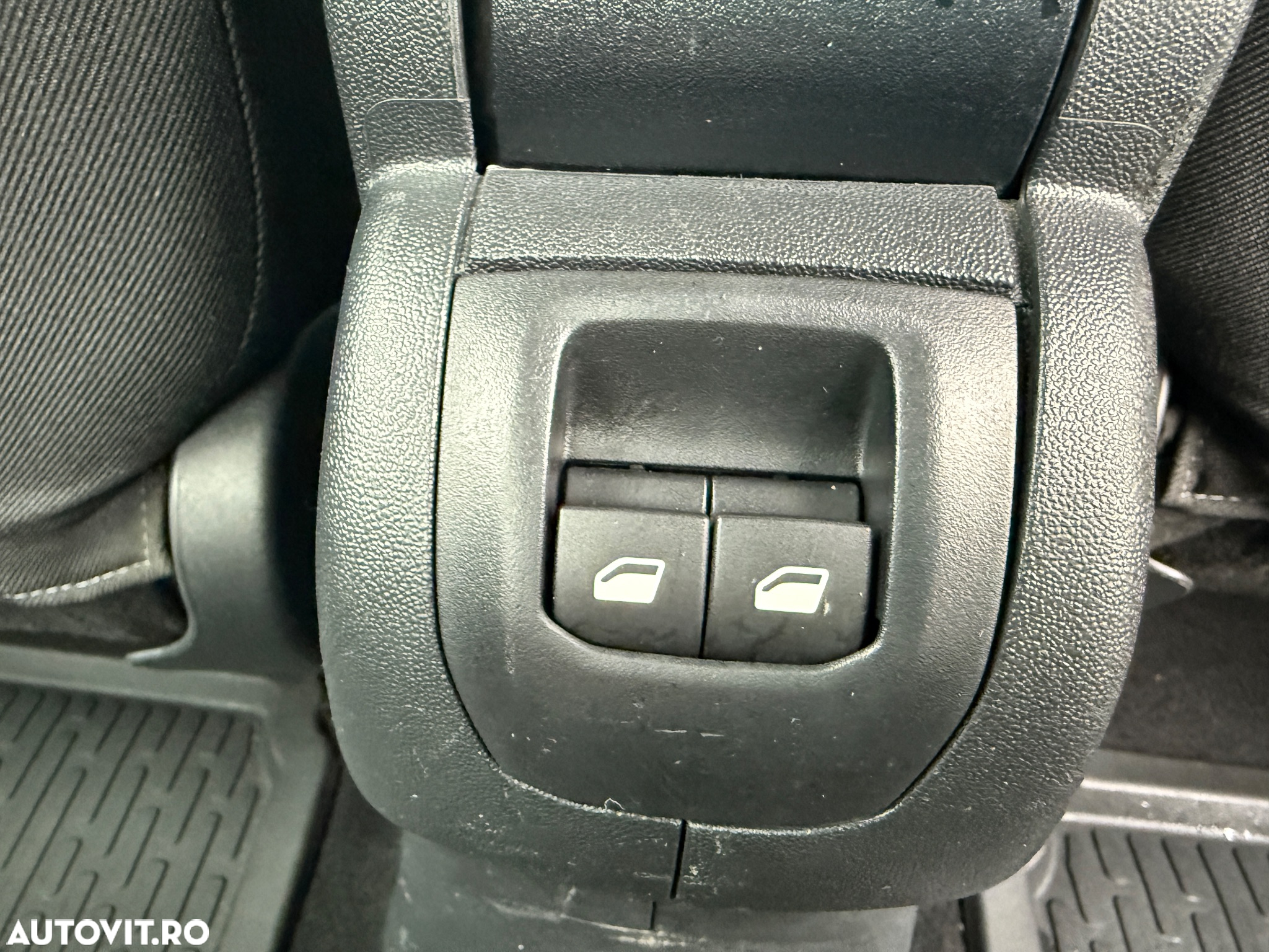 Citroën C-Elysée 1.6 BlueHDi BVM Live - 11