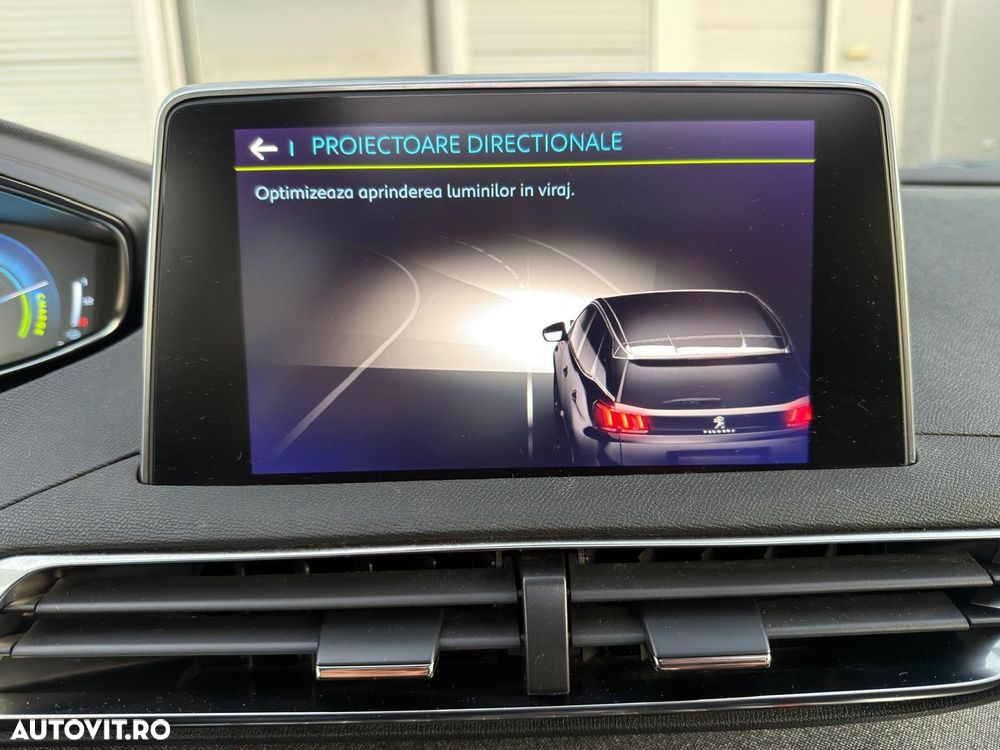 Peugeot 3008 PHEV EAT8 Allure - 22