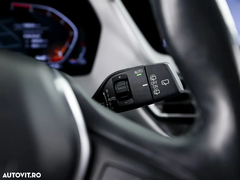 BMW Seria 1 118i Aut. Sport Line - 24