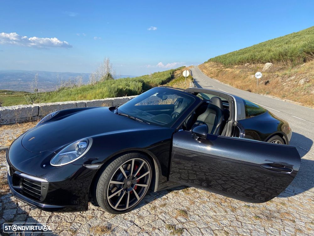 Porsche 911 Série F - 4