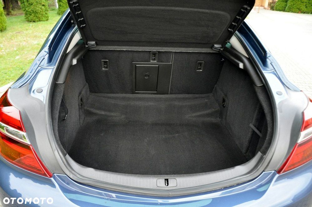 Opel Insignia - 38