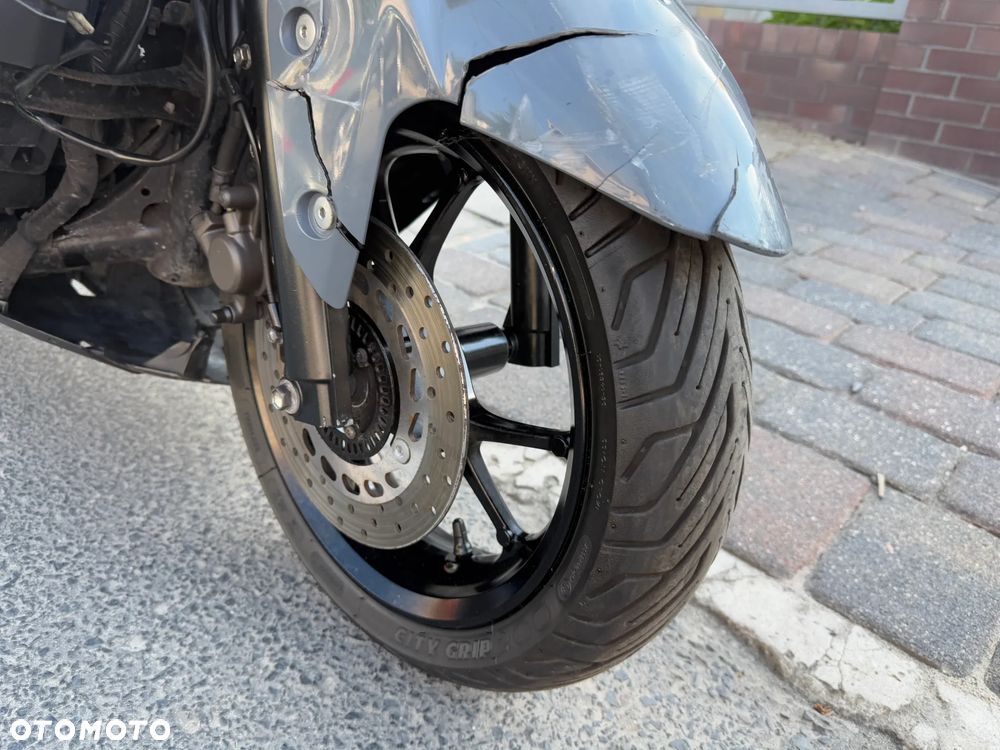 Yamaha NMAX - 14