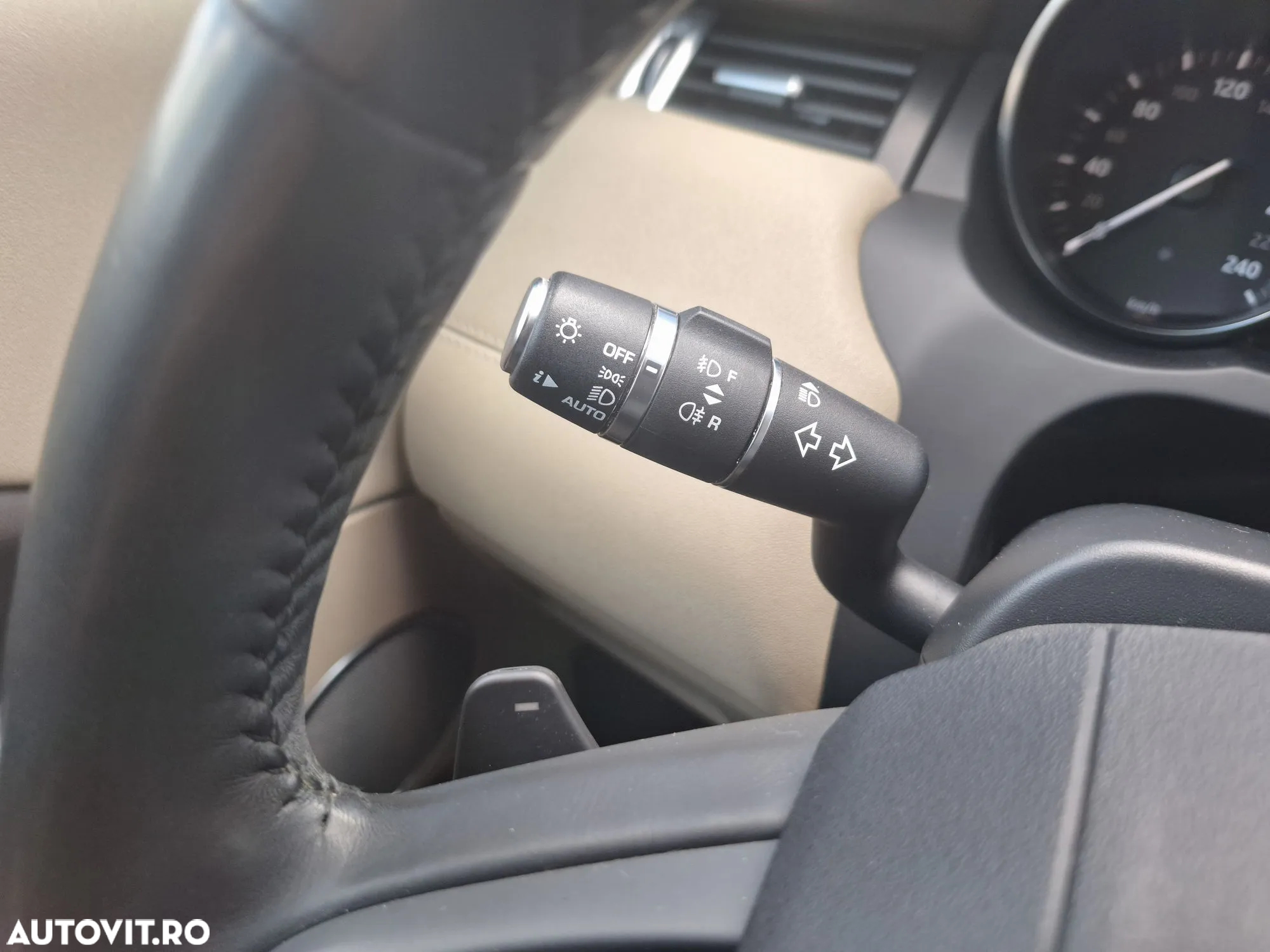 Land Rover Range Rover Evoque - 19