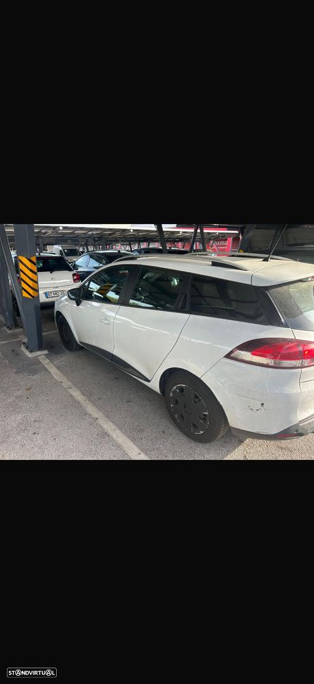 Renault Clio Sport Tourer dCi 90 Dynamique - 4