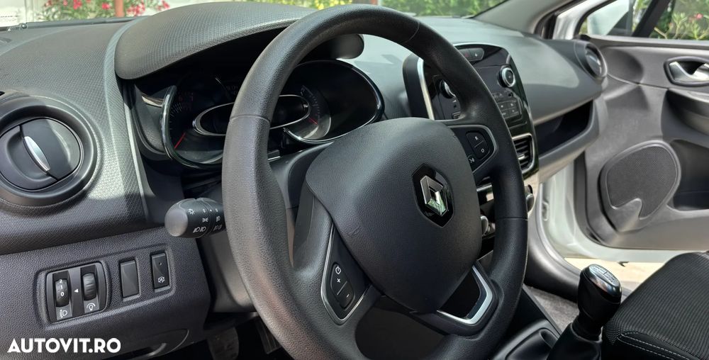 Renault Clio TCe Life - 12
