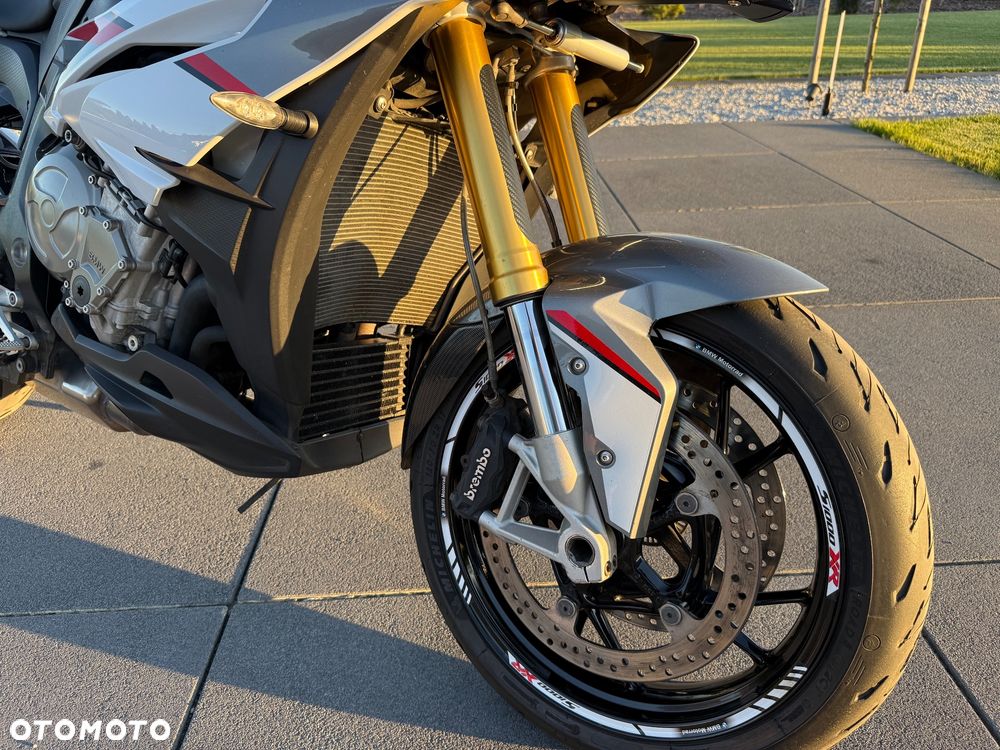 BMW XR - 10