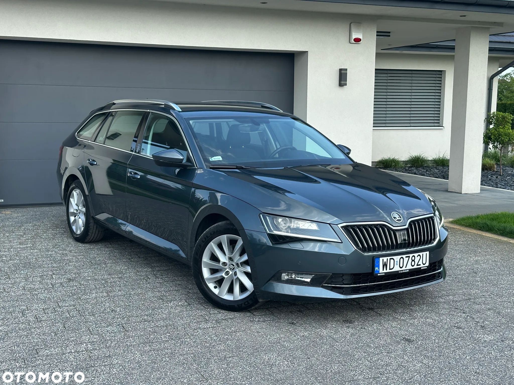 Skoda Superb 2.0 TDI SCR Style DSG - 1