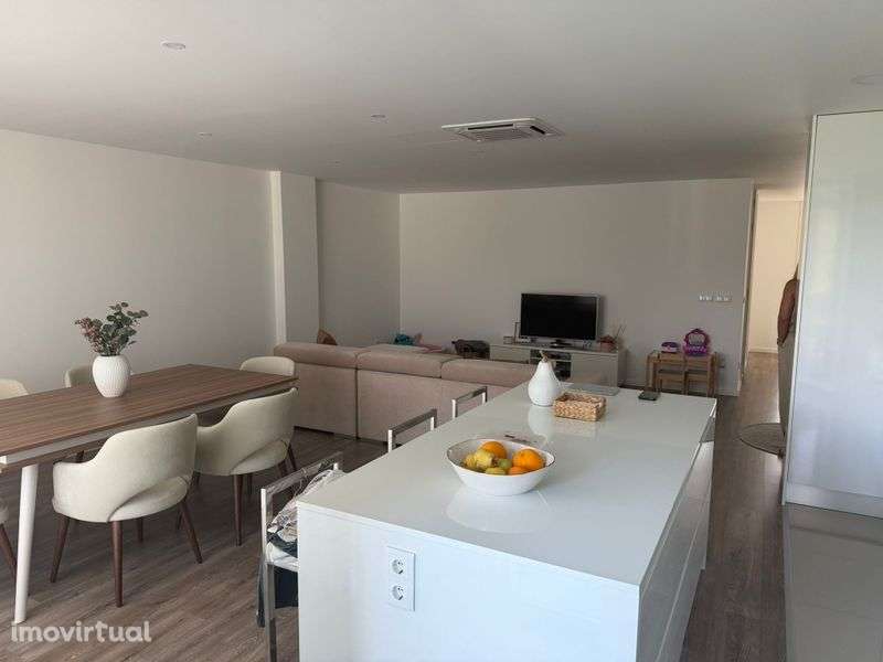 Vendo T3 seminovo - Grande imagem: 2/8