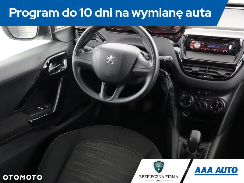 Peugeot 208 - 9