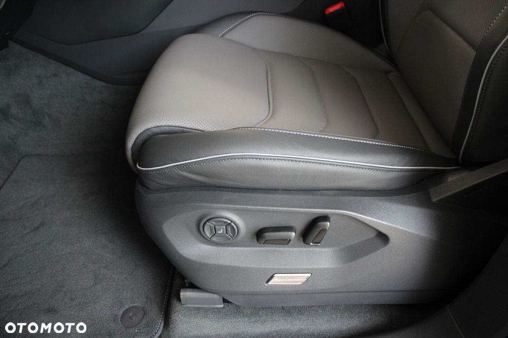 Volkswagen Touareg 3.0 V6 TDI 4Motion R-Line - 18