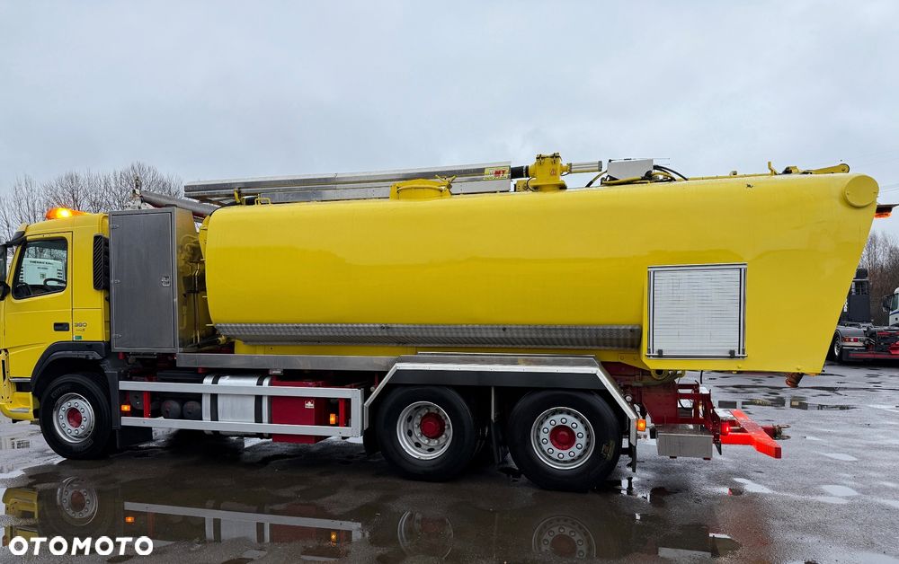 Volvo FM380 6x2 - 7