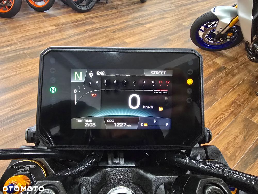 Yamaha MT - 5