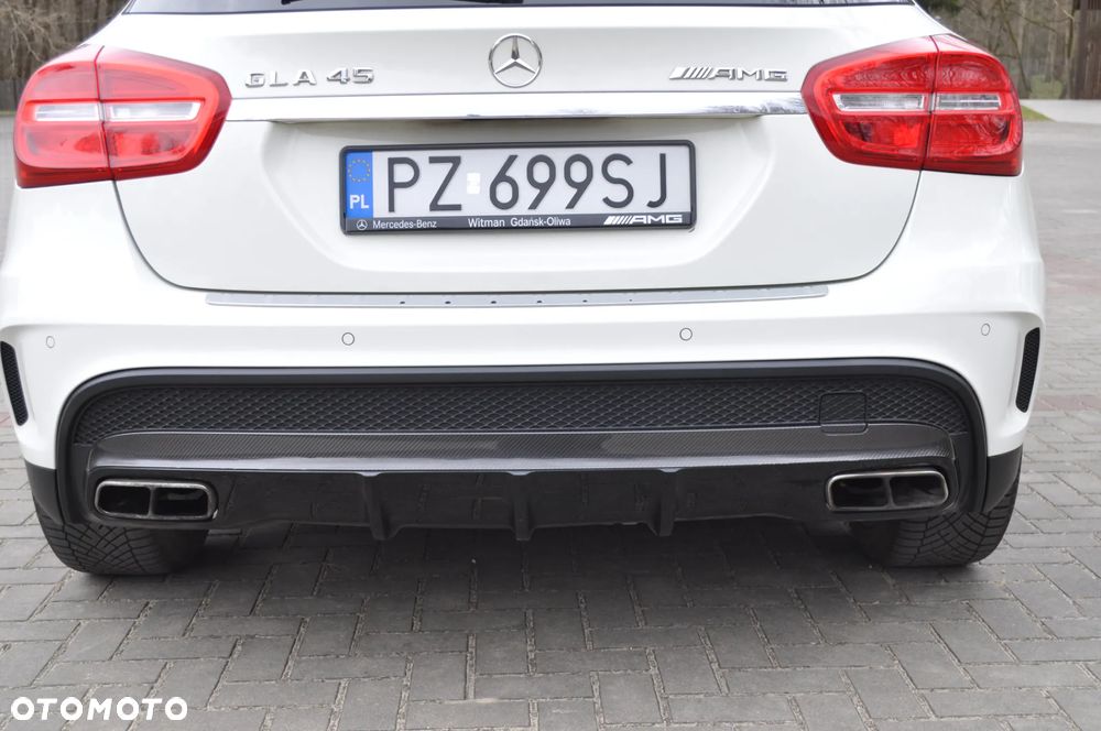 Mercedes-Benz GLA 45 AMG 4-Matic - 15